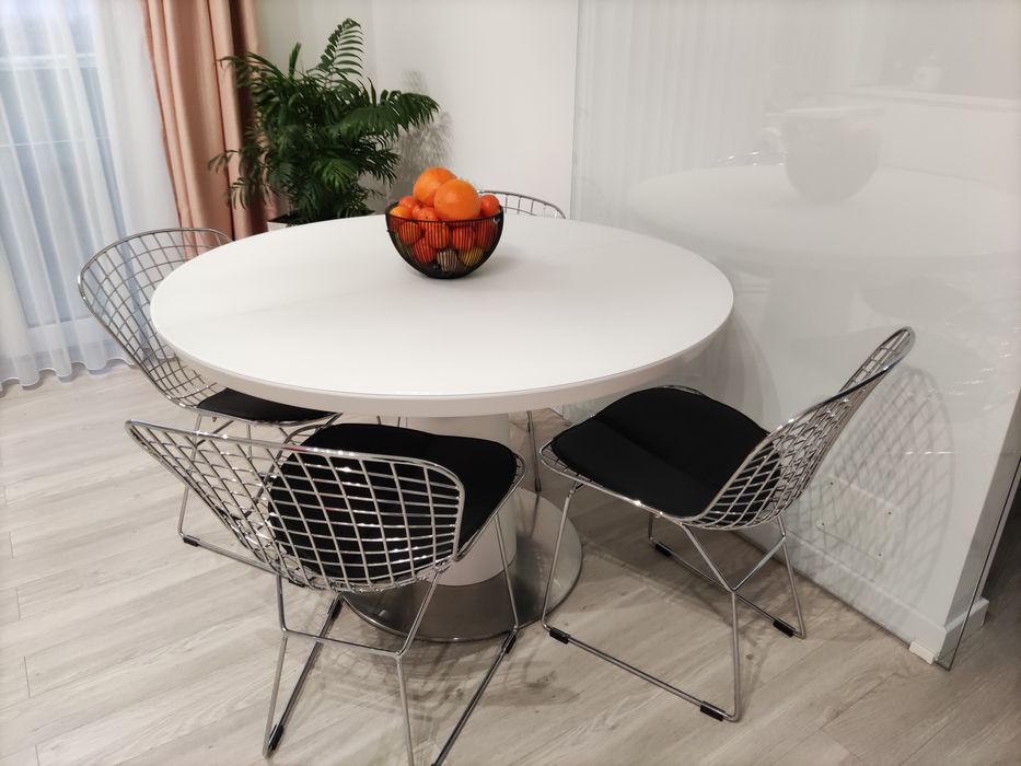 Set de 4 scaune bucatarie dining cromate cu sezut negru