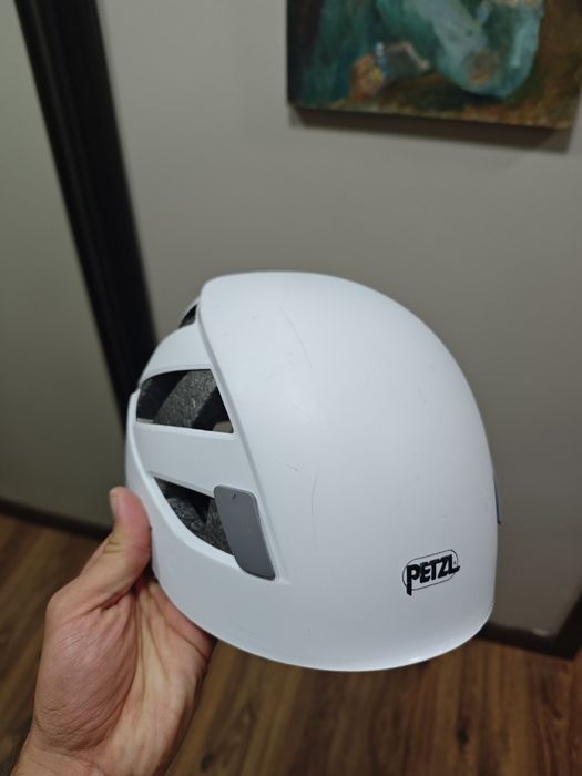 Каска для альпинизма Petzl Boreo
