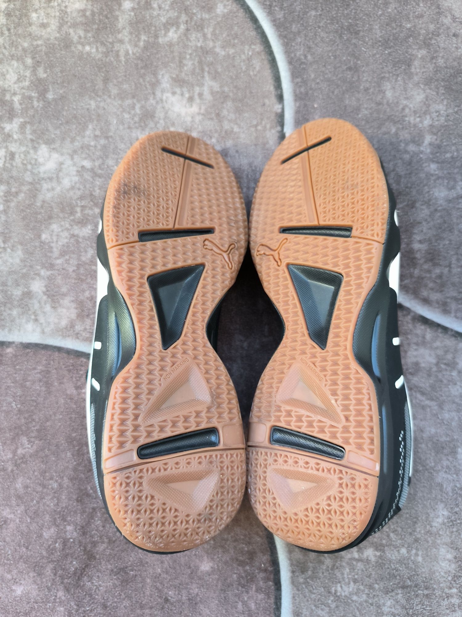 Маратонки  Puma номер 43