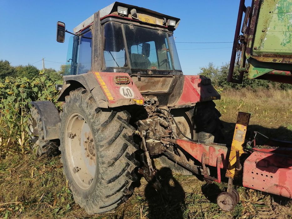 Vând Internațional 1056xl