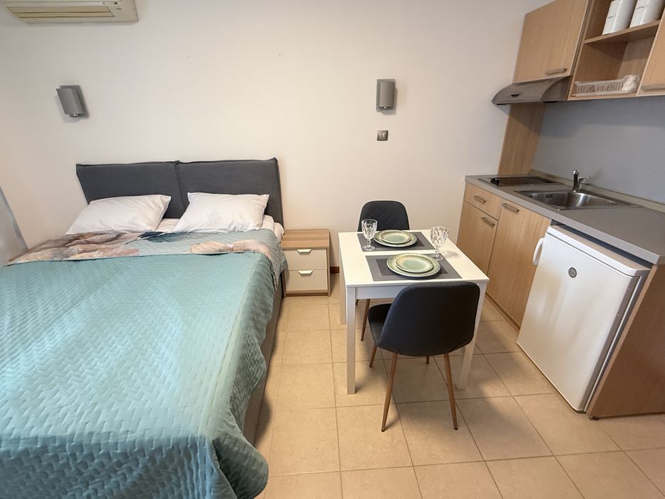 СПА студио за нощувки Равда