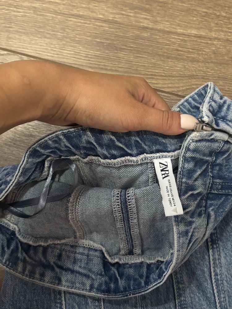 Маркови рокли zara