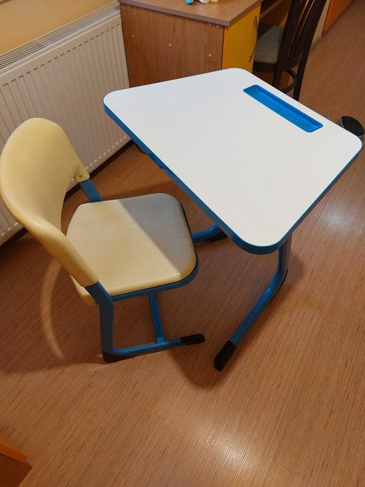 Детски чин със стол