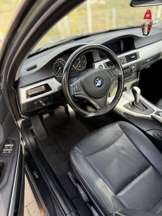 BMW 320d*Automat*Pachet Comfort*Xenon*Trapa*Piele*EURO5*