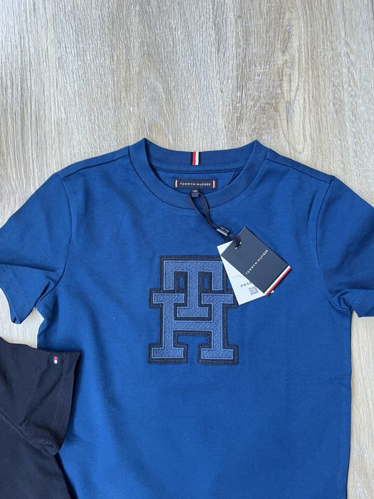 Tommy hilfiger блузки за момче 140размер