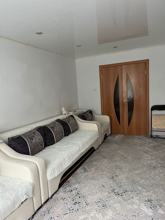 Продам квартиру 3-х комнатную