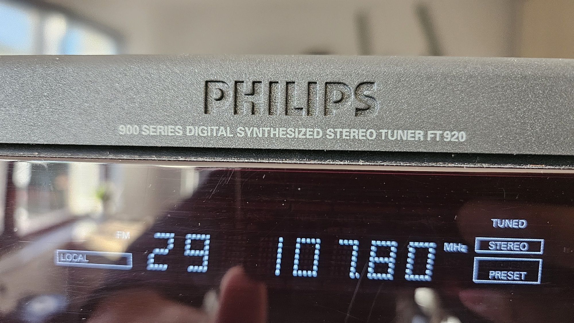 Amplificator si tuner Philips ,Seria 900
