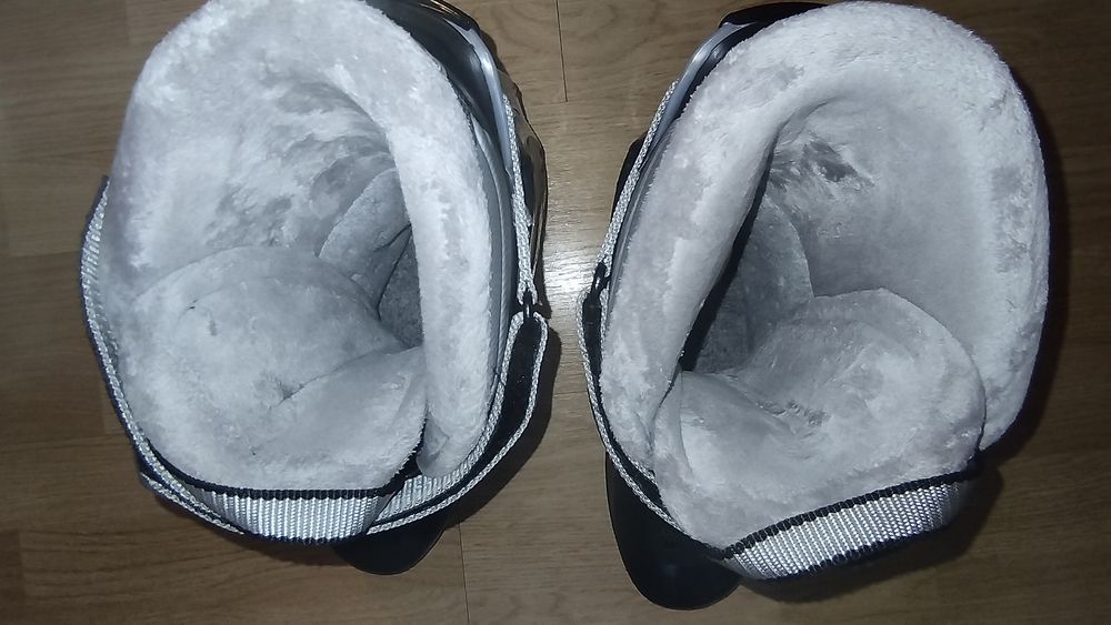 Vând clăpari damă/copii nr 39-40