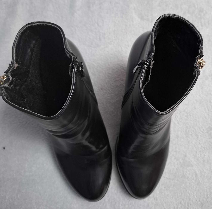 Ghete negre lucioase, cu toc patrat, 41