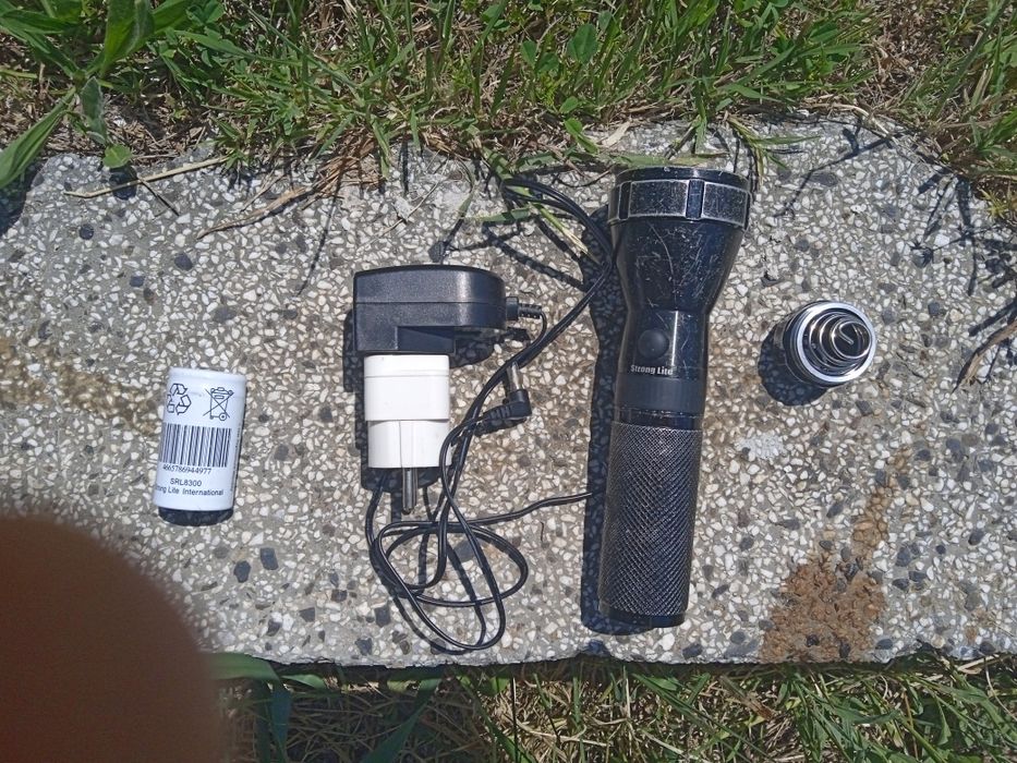 Продавам употребяван фенер