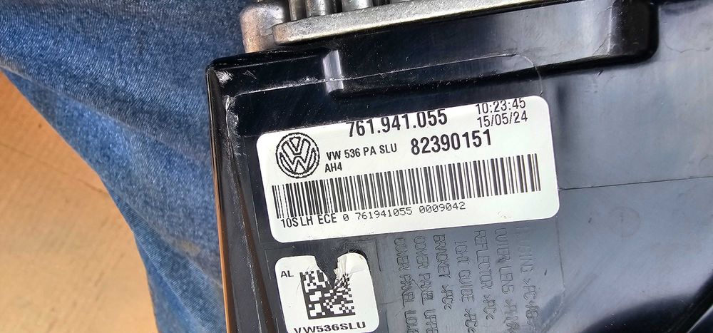 DRL / Lumina de zi stanga VW Touareg 3 CR Facelift 2023 / 2024