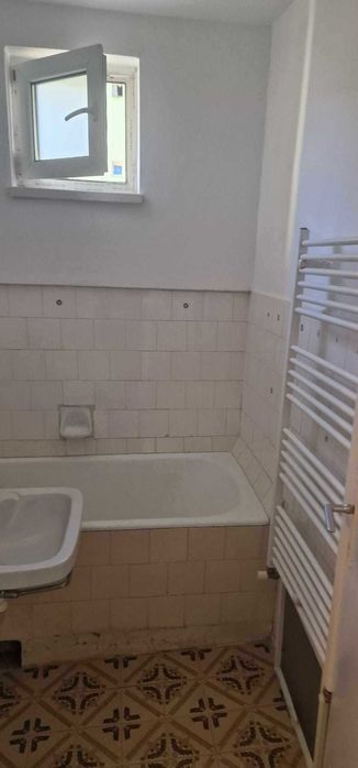 Ap 2 Cam Hala Orion 45mp decomandat etaj 2 centrala termopan , balcon