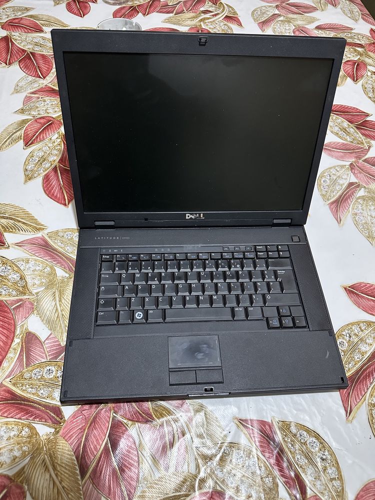 Laptop Dell Latitude E5500 in stare foarte buna