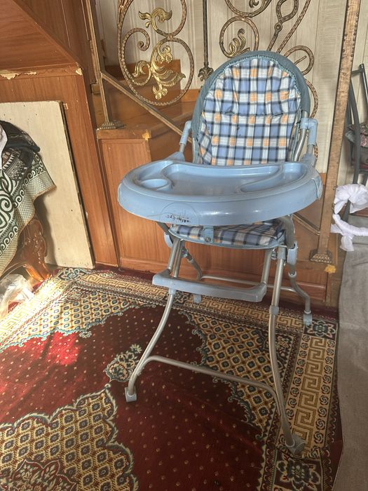 Детская кресло 4000 тг состоение хорошие