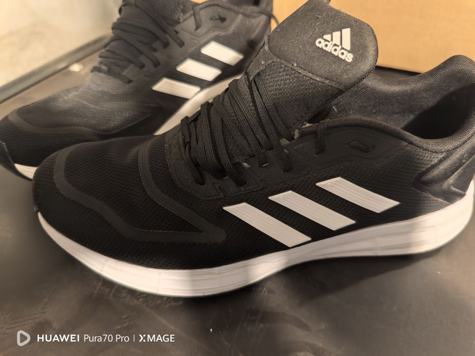 Маратонки на ЛЕВСКИ