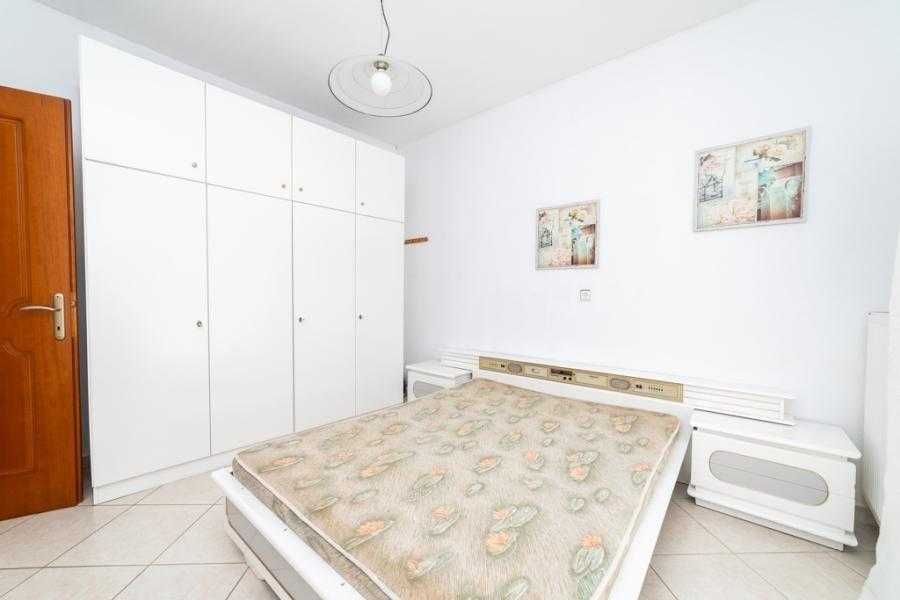 Продава къща с площ 130 м2 и двор 541 м2, Месия, Неа Перамос, Гърция