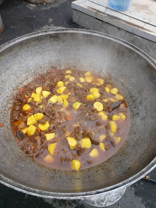 Повар с выездом для вас и гостям: Сырне, Куырдак, Казан кебаб, Плов