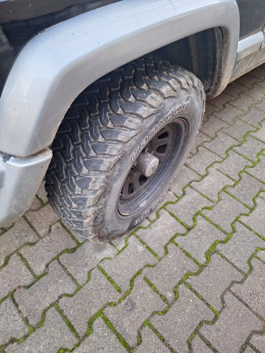 Vând Cherokee jeep Xj