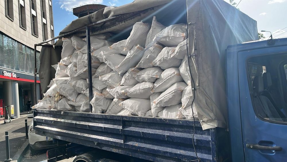 Transport Moloz / Mobila Veche / Debarasări Apartamente / Case