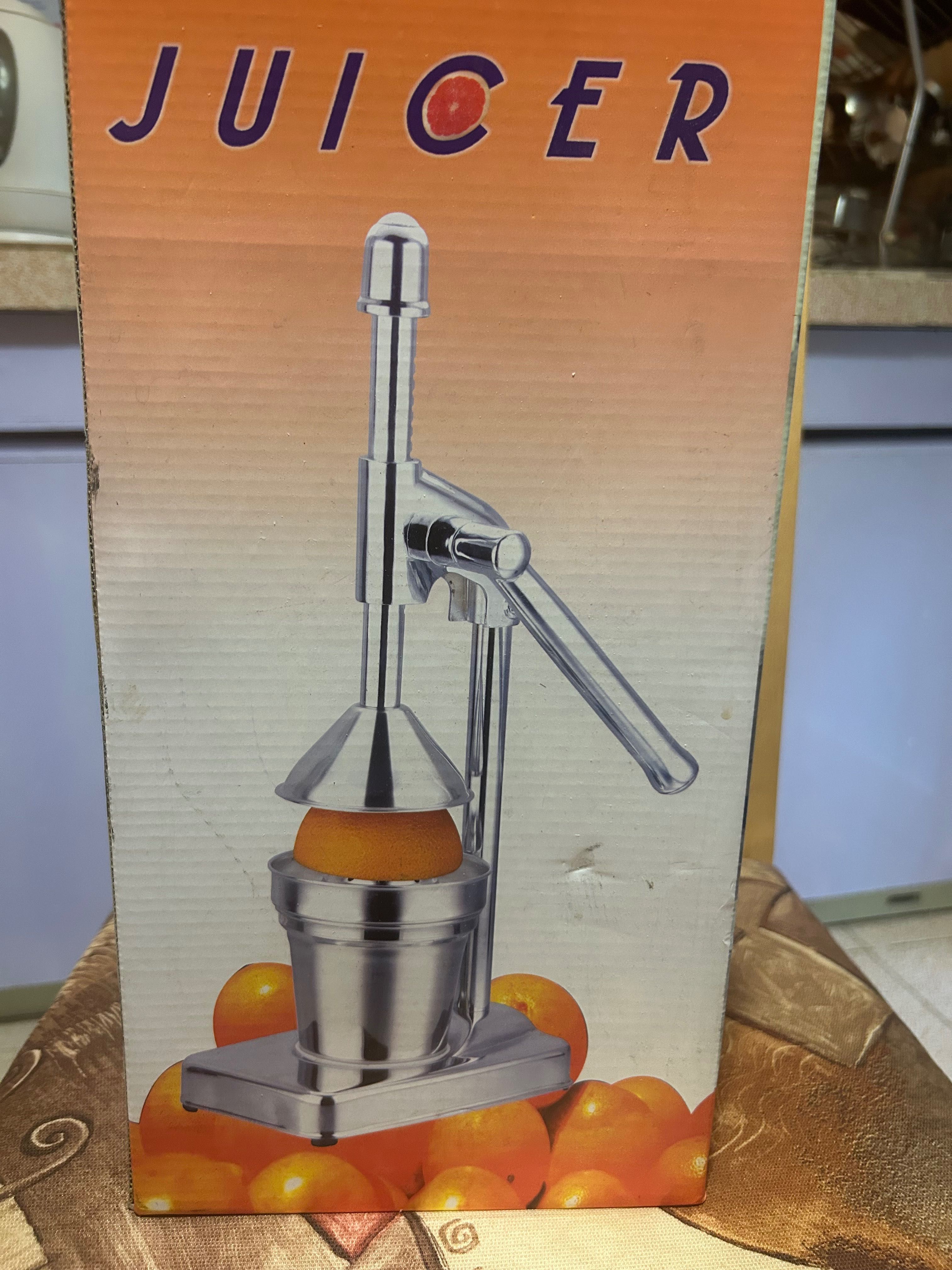 Juicer малина за правене на фреш