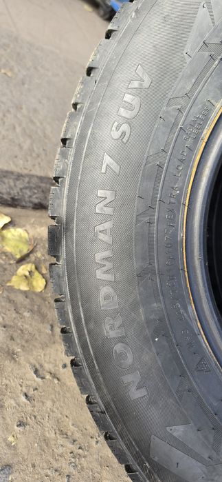 Продаются Nokian зимние шины (б/у) размер 225/70 R16