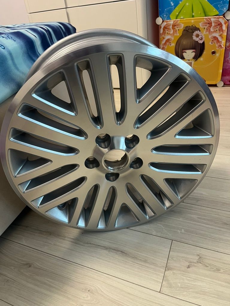 Vand janta ford pe 17 inch 7.5 J 55ET