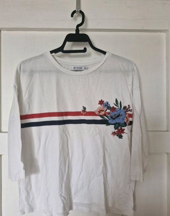 Тънка блуза със 7/8 ръкави Stradivarius