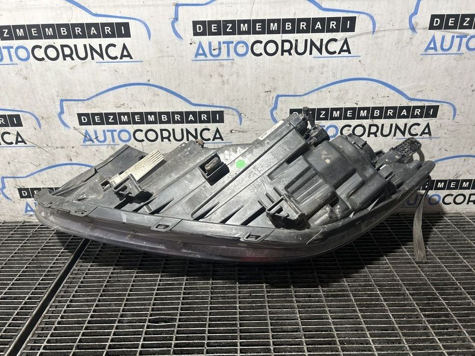 Far Dreapta Hyundai Tucson III 2015 - 2018 SUV 4 Usi (1293) Cu lupă