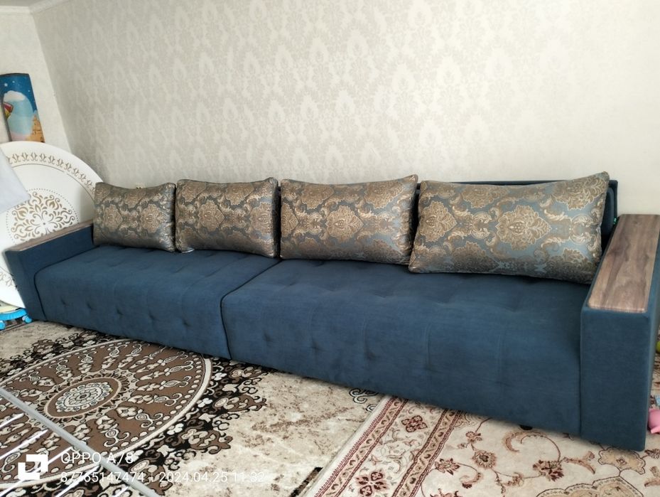 Продам большой диван
