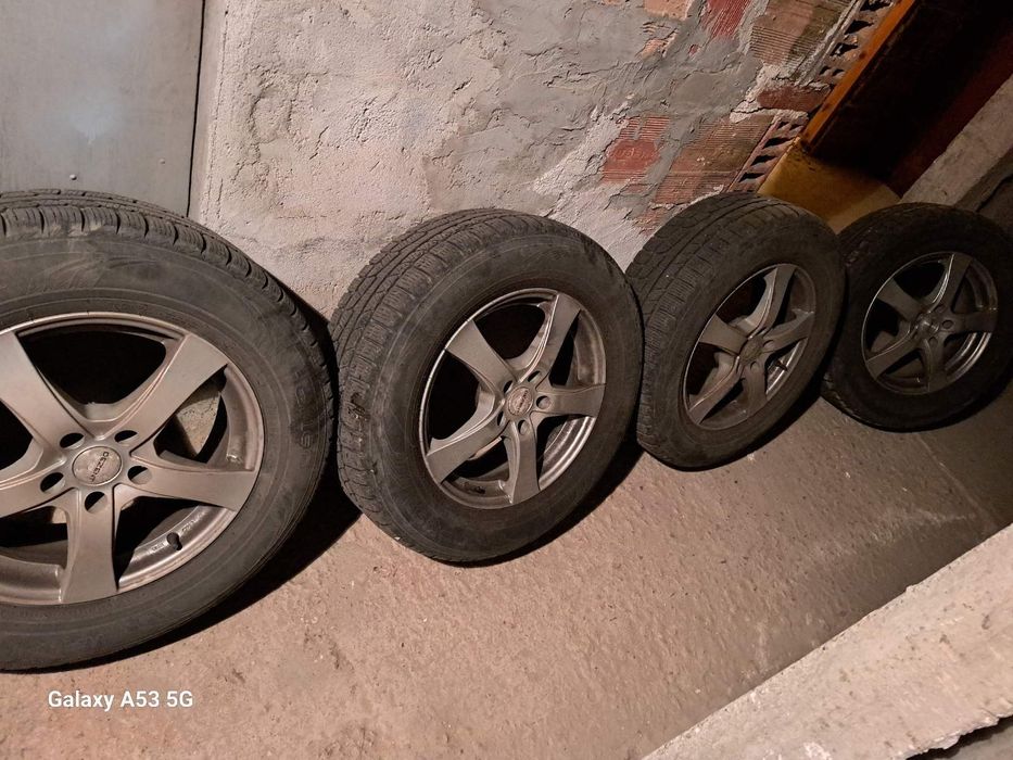 Зимни гуми с джанти 17 цола