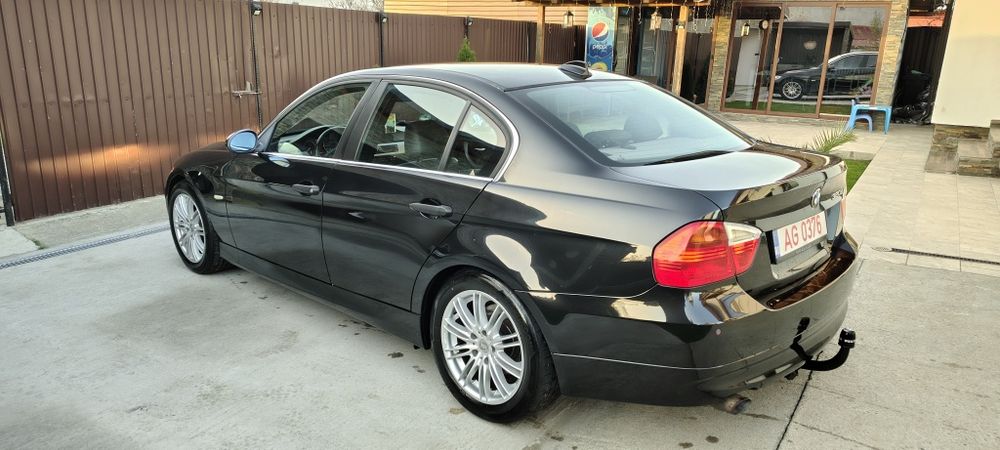 Bmw E90 320d Automat