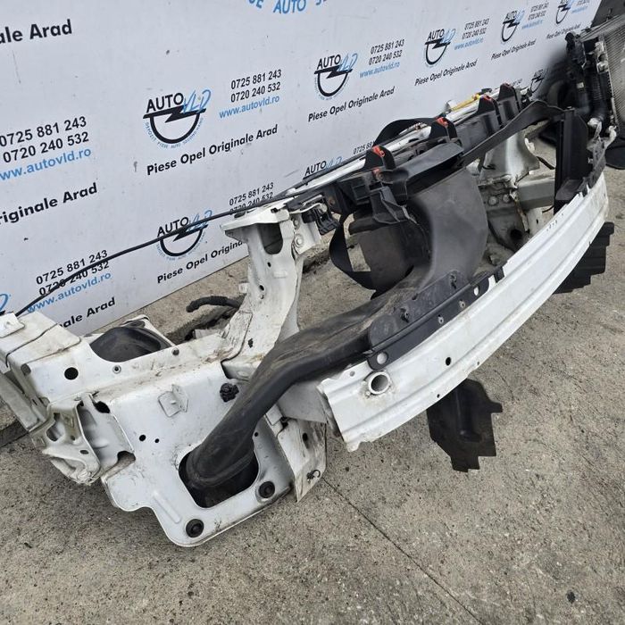 Trager Opel Astra J facelift