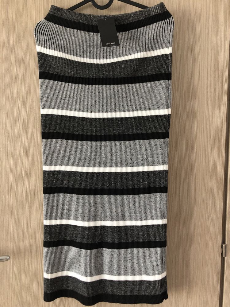 Set bluza si fusta cu eticheta M