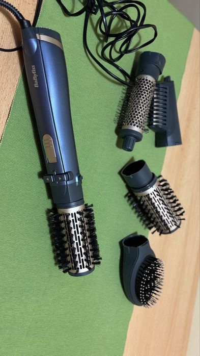 Perie rotativǎ Babyliss Frizz-free Airbrush ASS966ROE