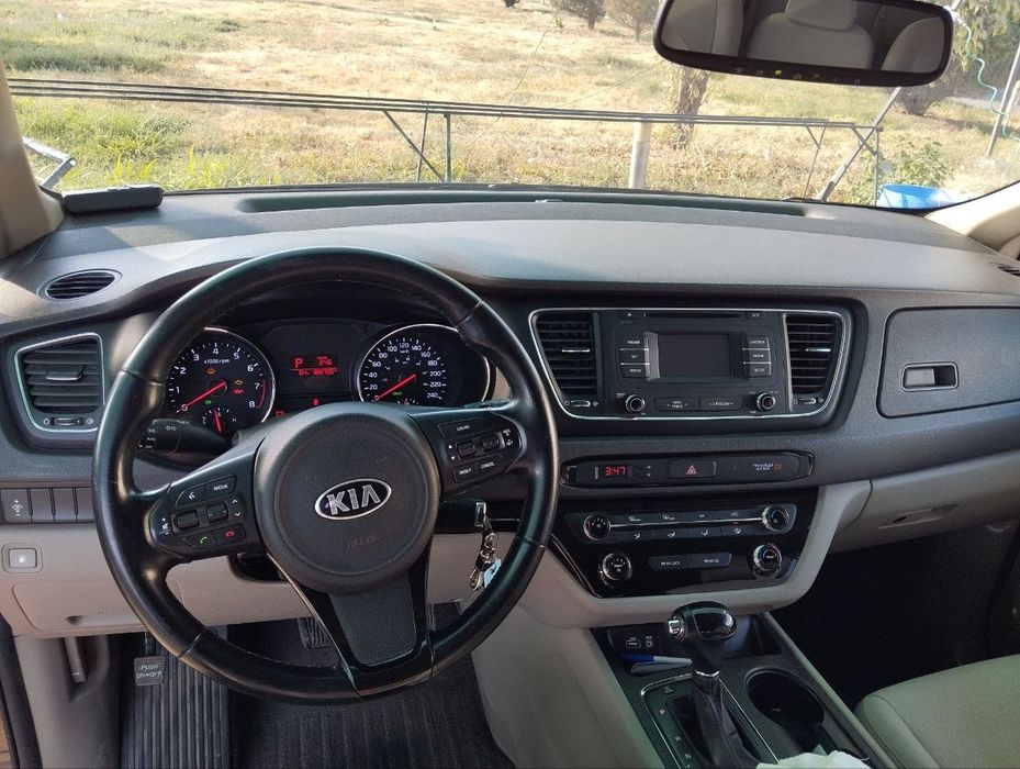 KIA Carnival 2016