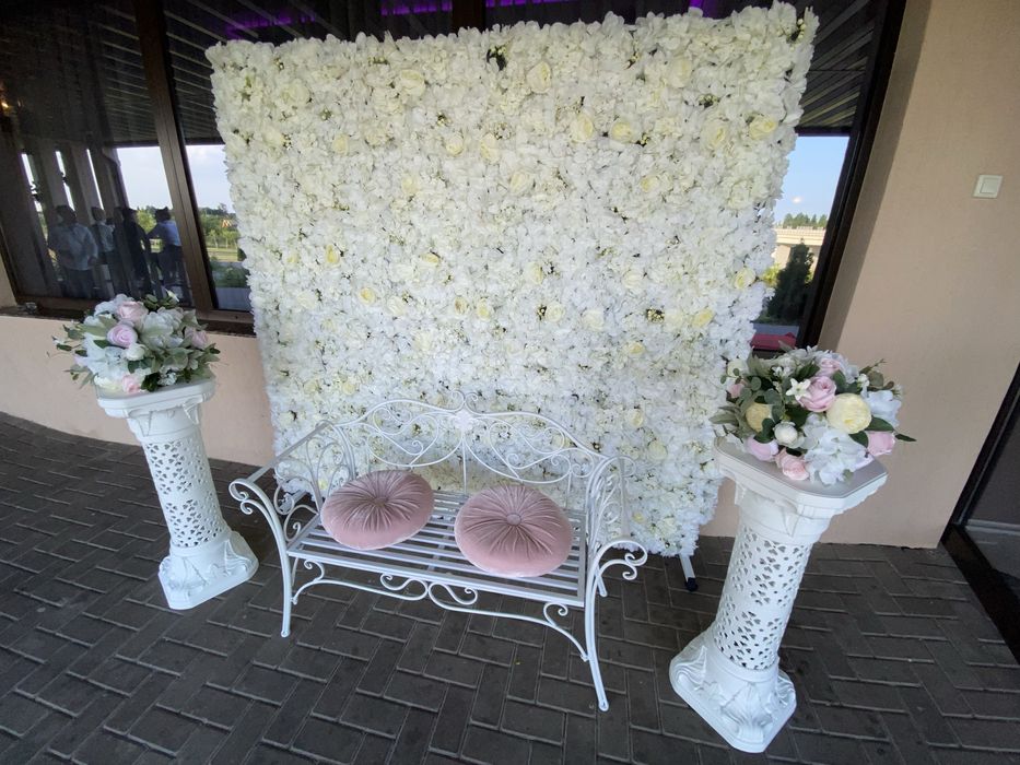 Inchiriez aranjament floral,panou floral pentru nunta,botez,zi nastere