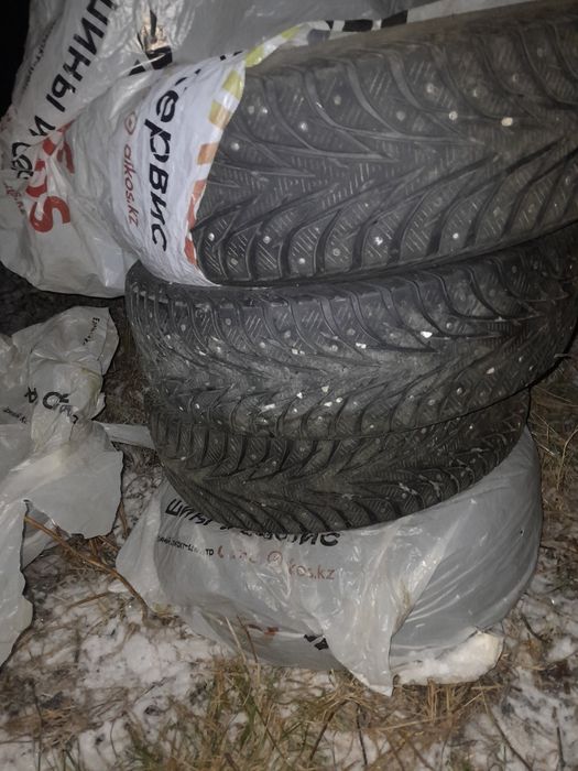 Продам зимние резину 225/65 R17
