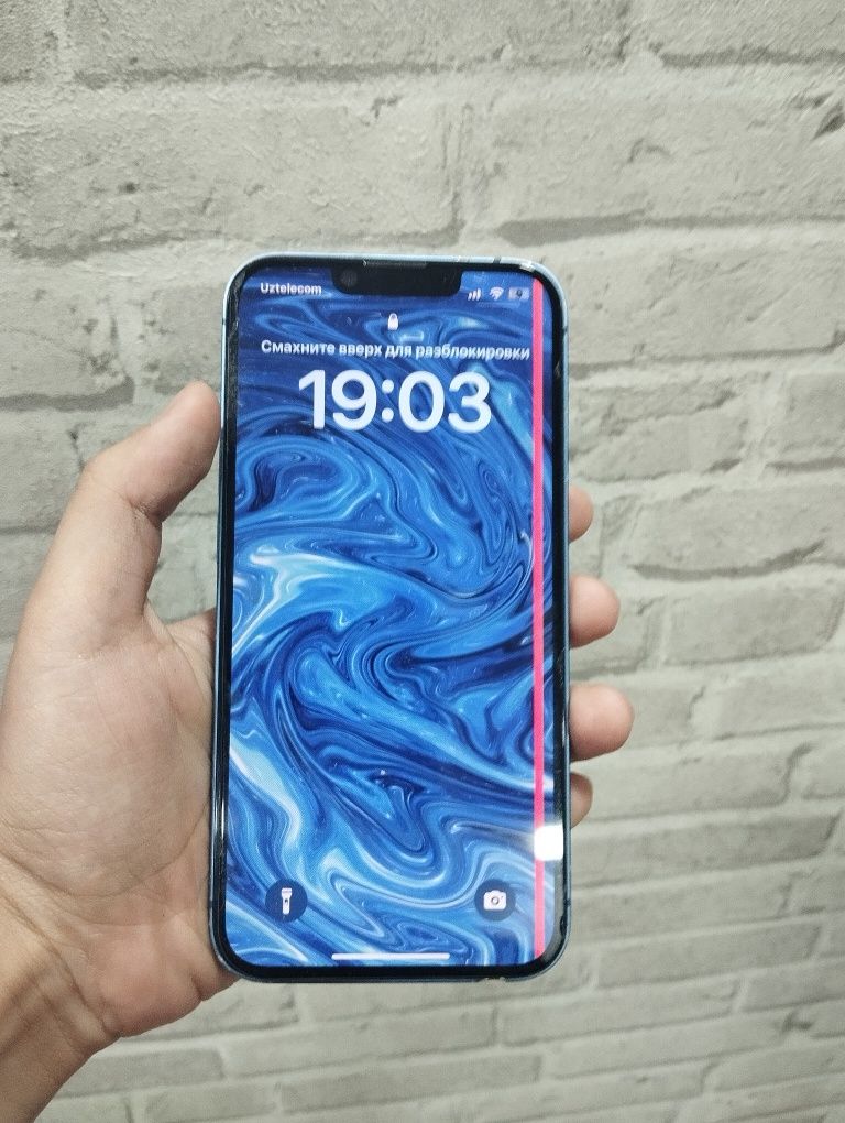 Iphone 13 blue ..