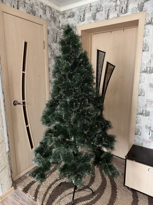 Продам ёлку 185см