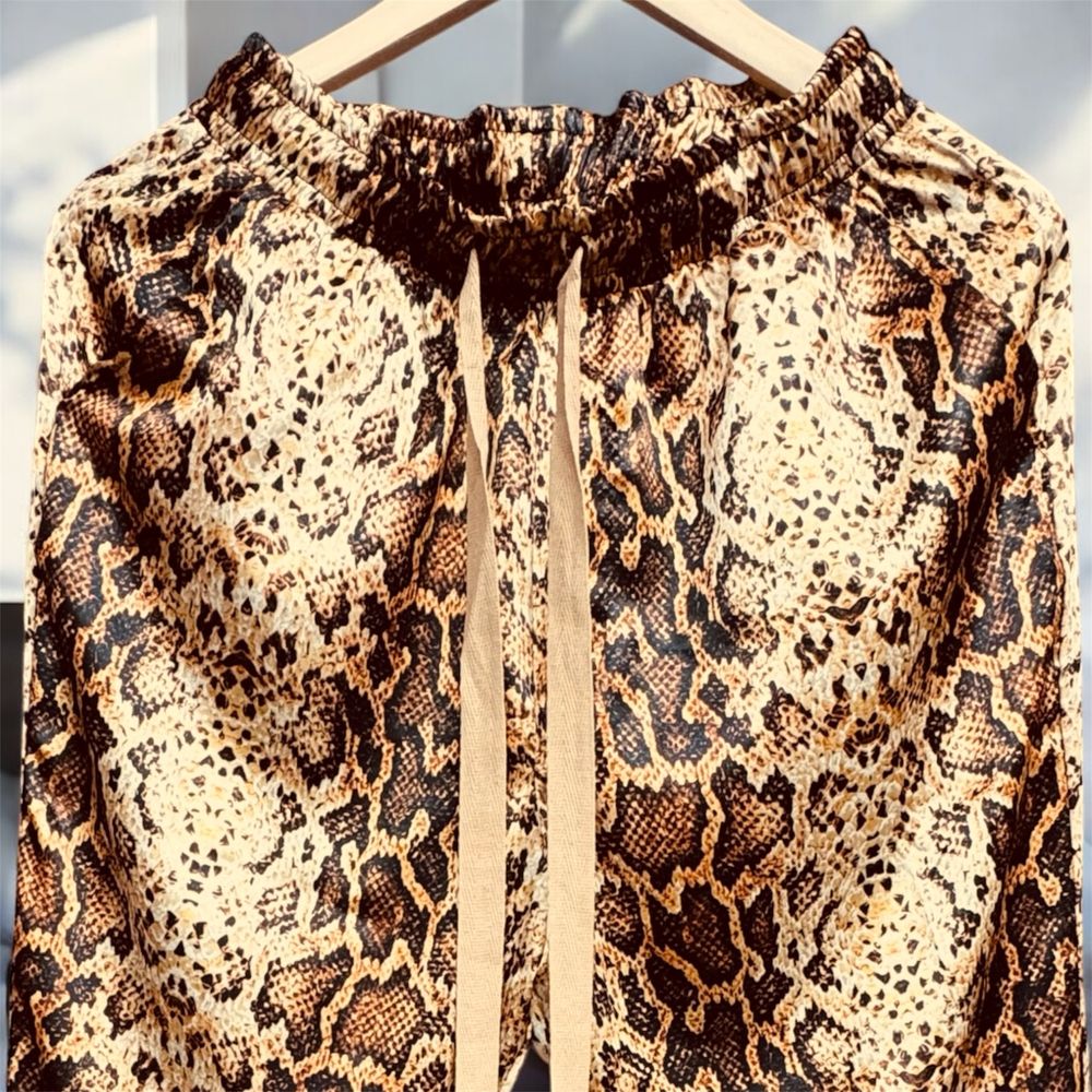 Pantaloni Animal print, Șnur lung! Oversized! Calitate TOP