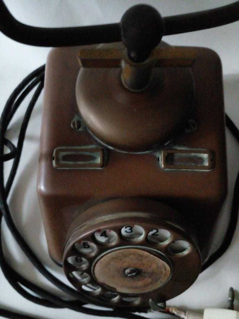 Telefon vintage,vechime 80-100 ani