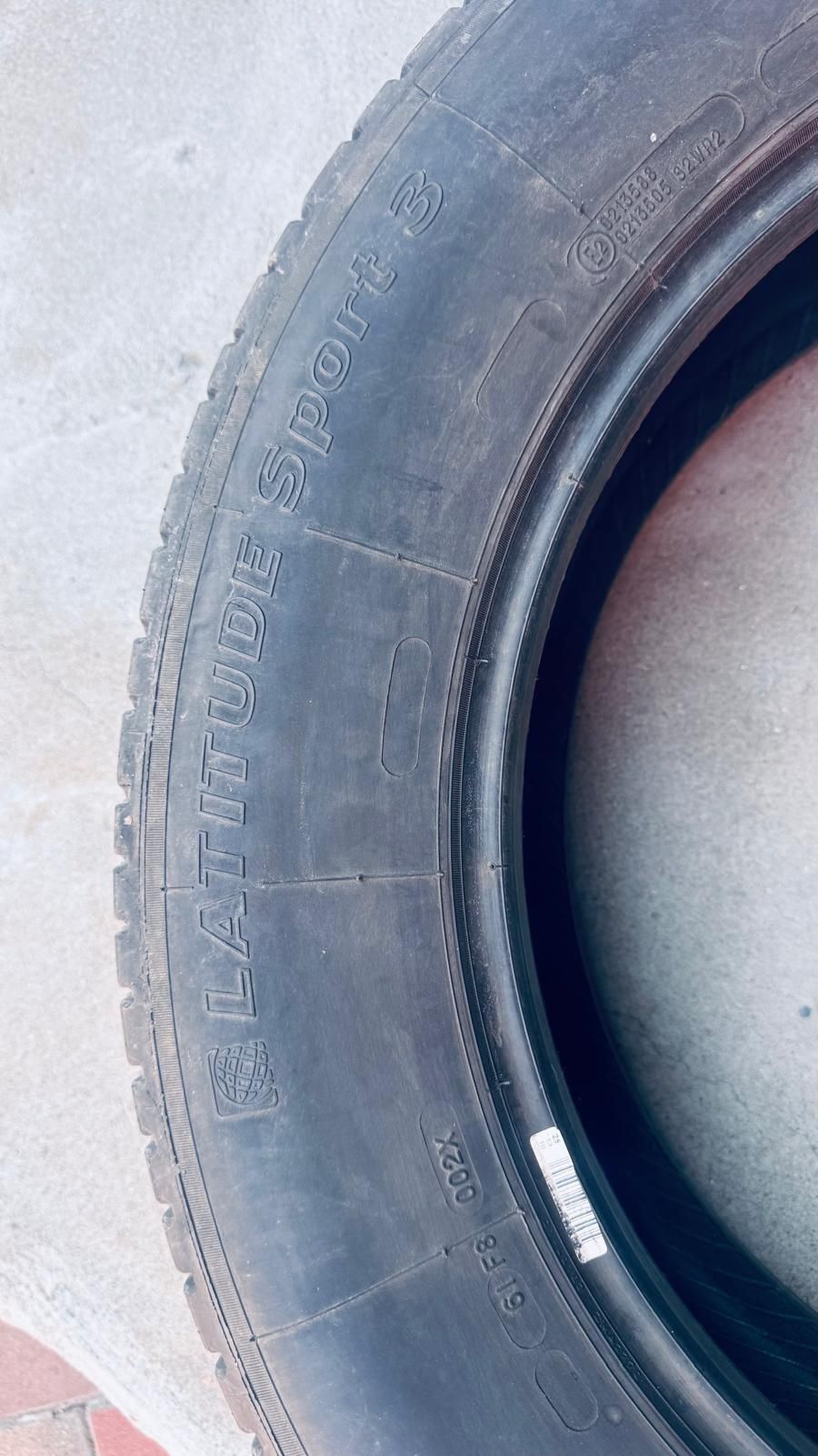 Anvelope Michelin Latitude 235 65 R19