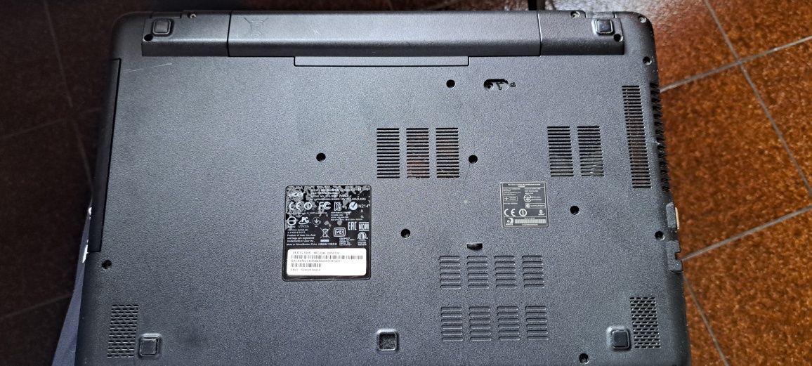 Лаптоп Acer Aspire E5-571/E5-531