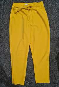 Pantaloni elegnați, culoare galbenă