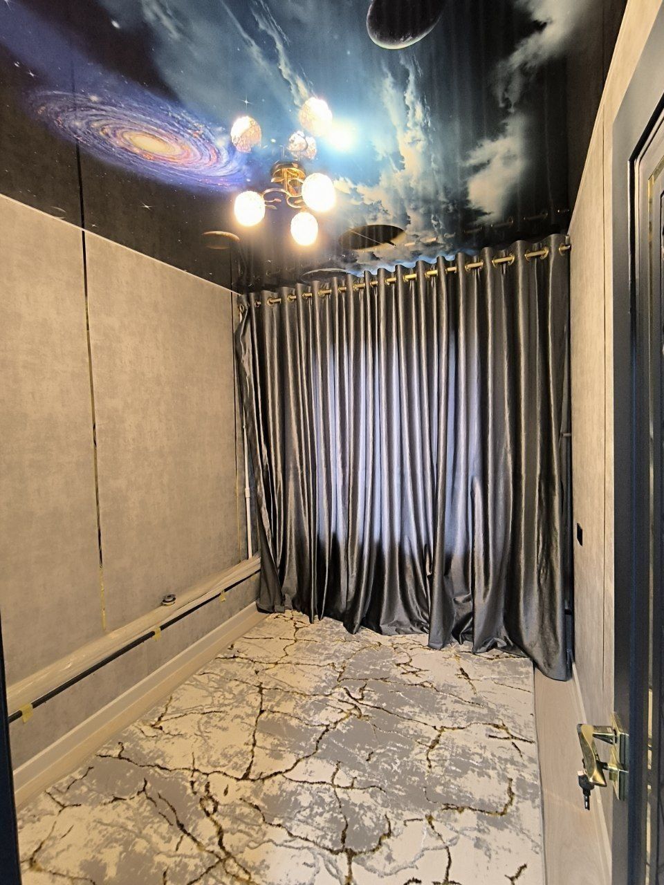 Chilanzar-26 Kirpich 2v3/3/5 balkon 2/6 Orientir Kafe Moskva