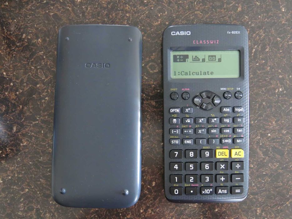 Научен калкулатор Casio fx-82EX Classwiz