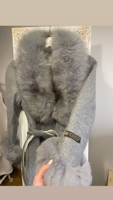 Palton Alpaca cu blana de vulpe