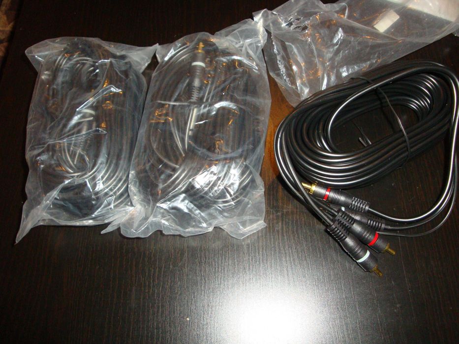 cablu audio 2x RCA la 2x RCA + remote lungime 5m mufe aurite