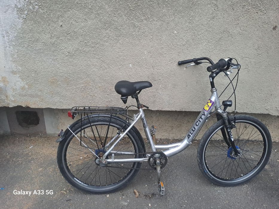 Vând urgent!!! BMX+Bicleta  cadou