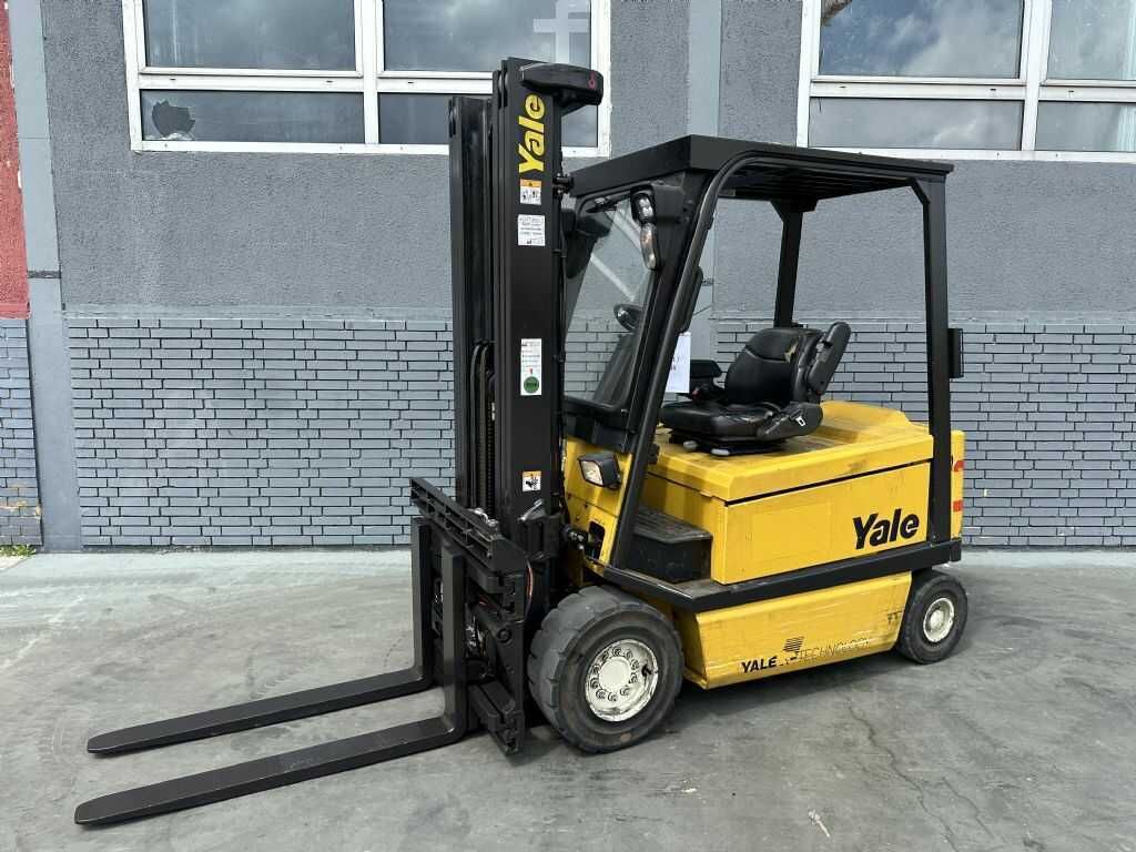 Stivuitor Electric 3,0 tone Electrostivuitor 3000 kg Triplex 5,0 metri